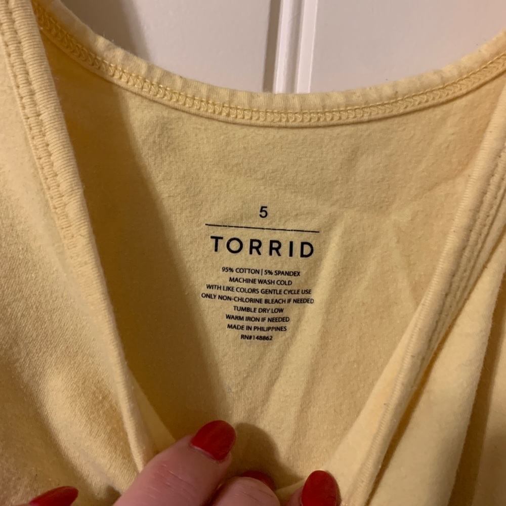 Torrid Tank - Picture 2 of 3